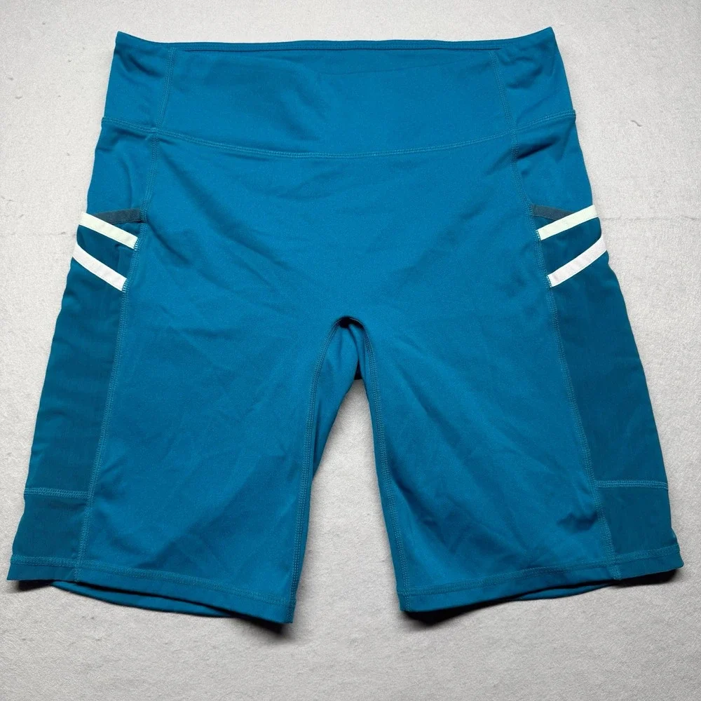 Fabletics Women's Activewear Biker shorts Size M